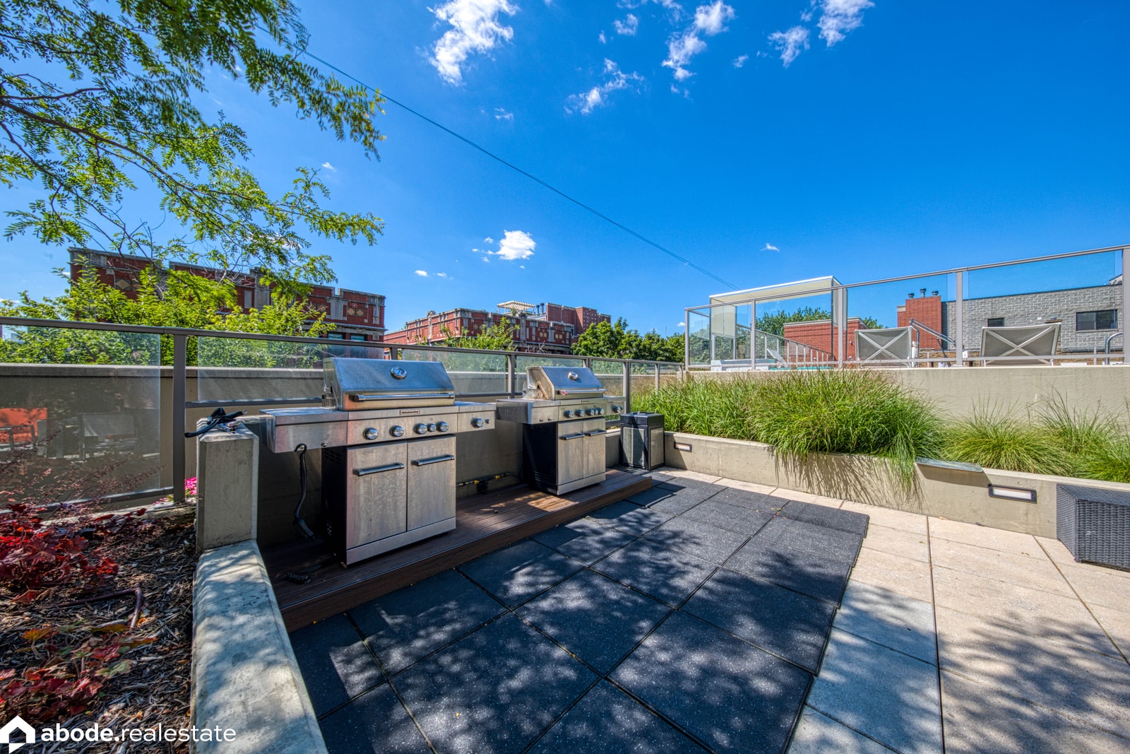 Halsted Flats photo 75