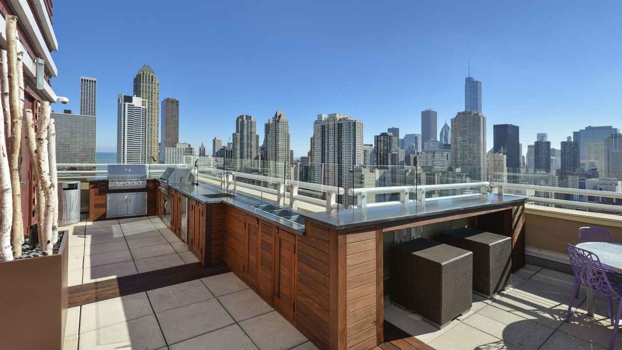 Chestnut Tower Apartments photo 10