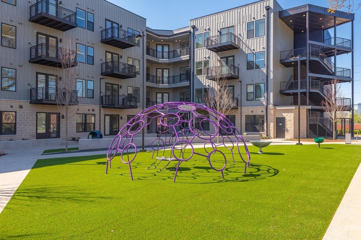 Cherry Oaks photo 30