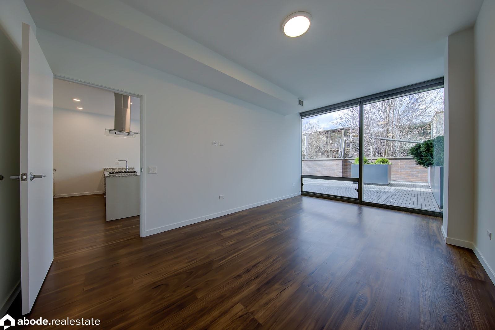 Optima Lakeview photo 145