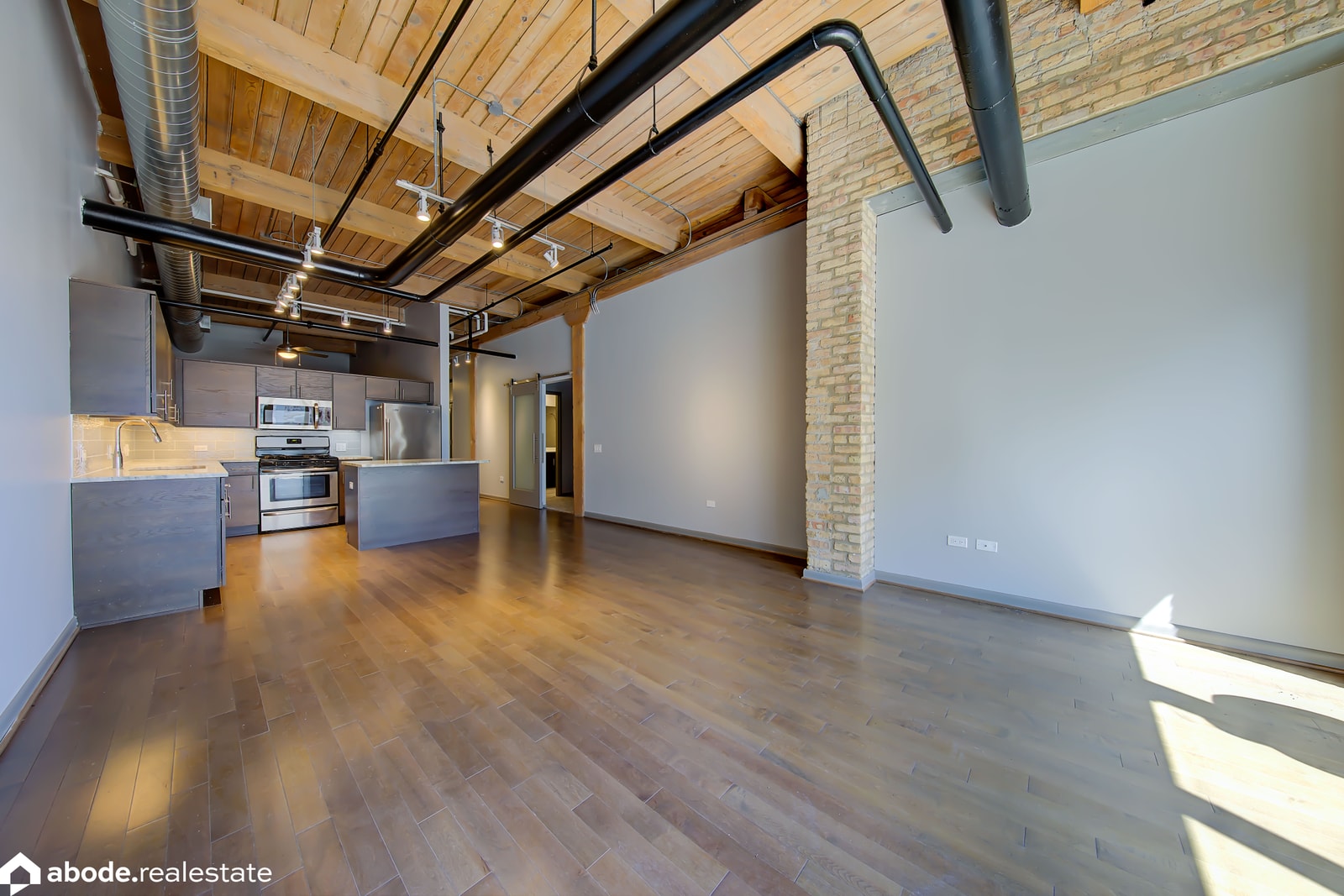 Lofts at River East photo 5
