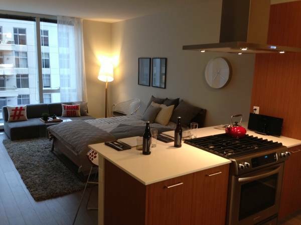 500 Lake Shore Drive photo 36