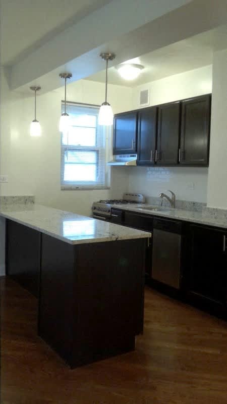 14 West Elm Apartments photo 5
