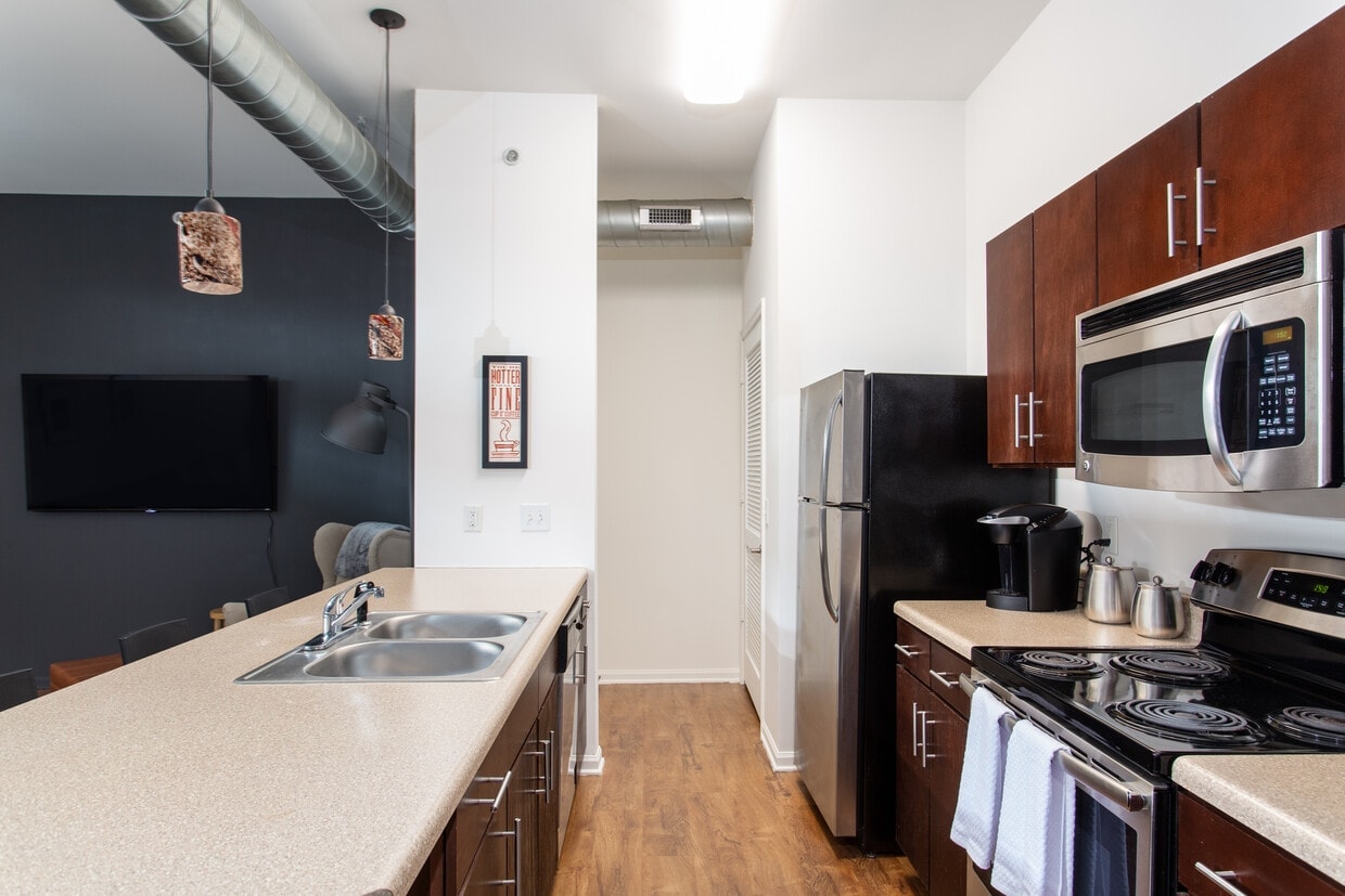 West Town Lofts photo 28