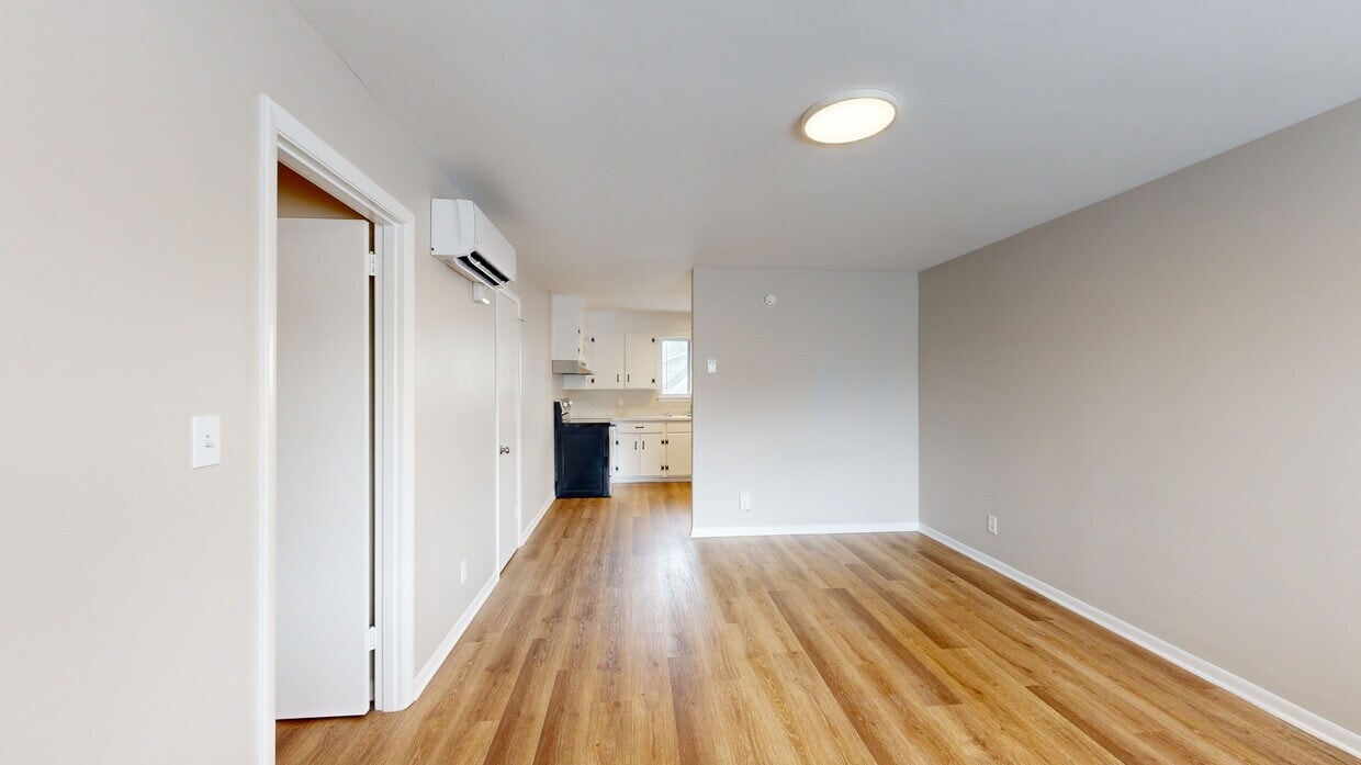 Robertson Avenue Flats photo 6