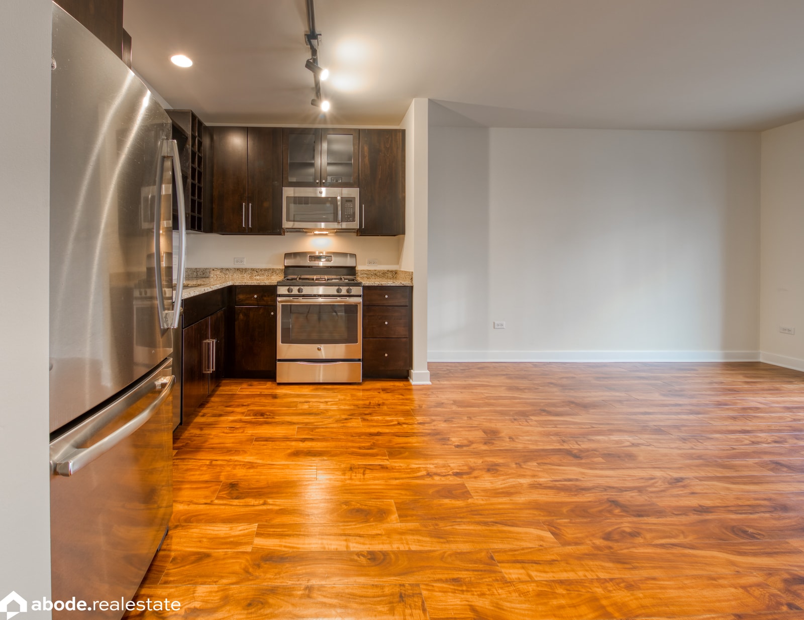 Ravenswood Terrace photo 12
