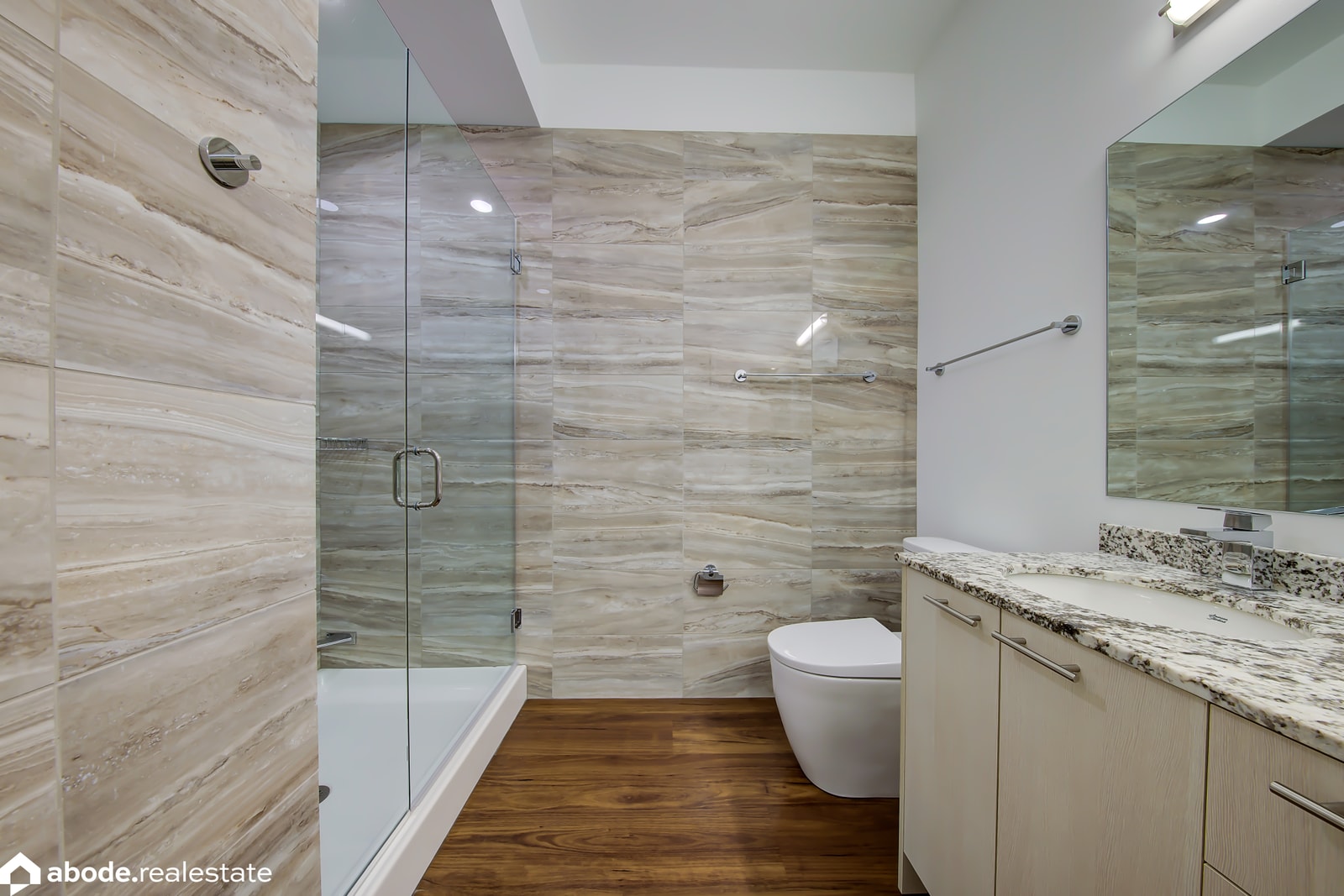 Optima Lakeview photo 77