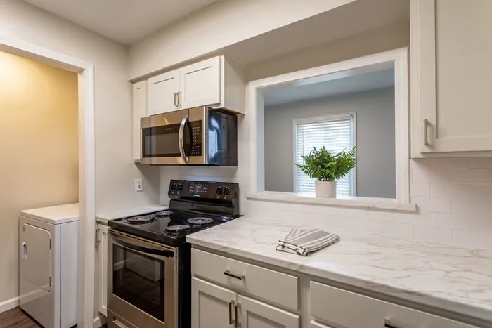 100 Antioch Pike, Nashville, TN 37211 — kitchen view