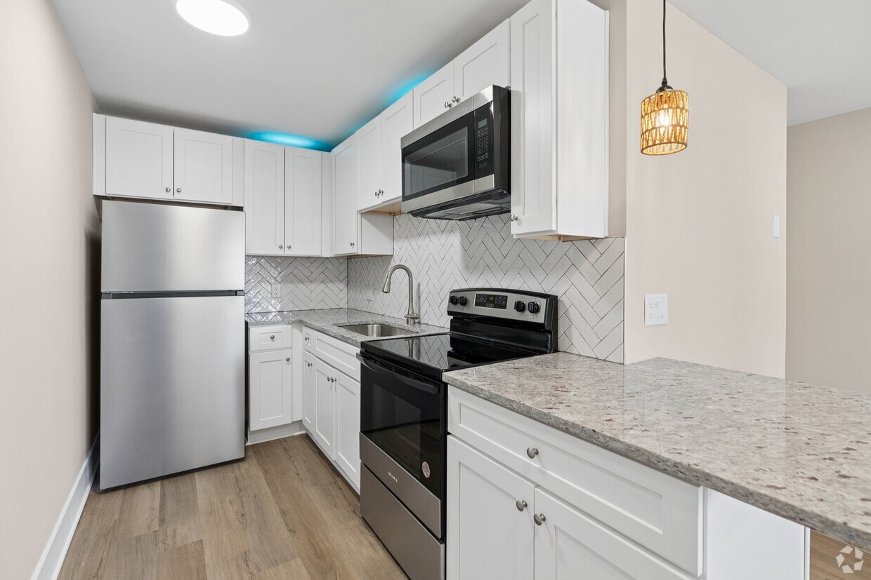 Lakeside Studio Apartments photo 15