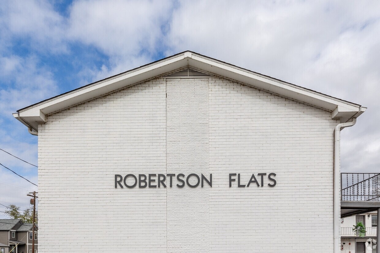 Robertson Avenue Flats photo 19