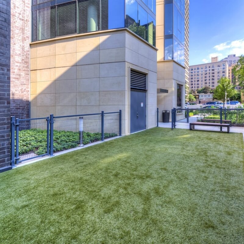 2950 N Sheridan photo 8