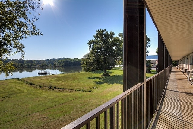 Lakeside Studio Apartments photo 27