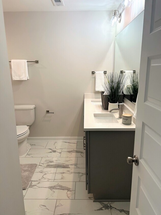 Stadium Townhomes photo 27