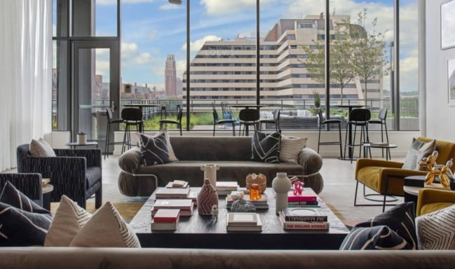 2010 West End Ave, Nashville, TN 37203 — bedrooms view