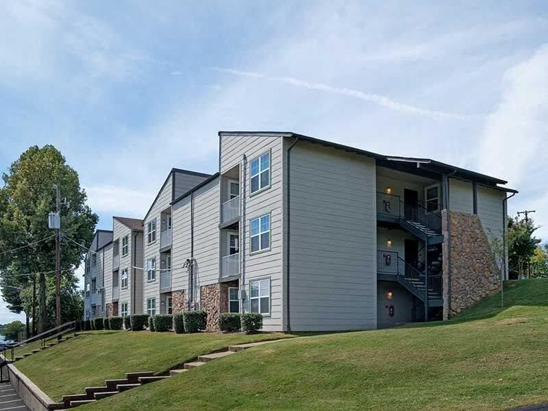 121 Hazelwood Dr, Hendersonville, TN 37075 — exterior view