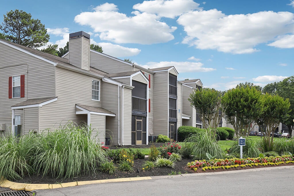 Priest Lake Apartment Homes photo 19