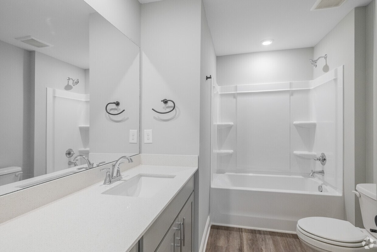 2762 Residences photo 24