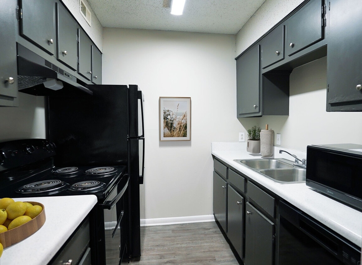 Sycamore Villas photo 2