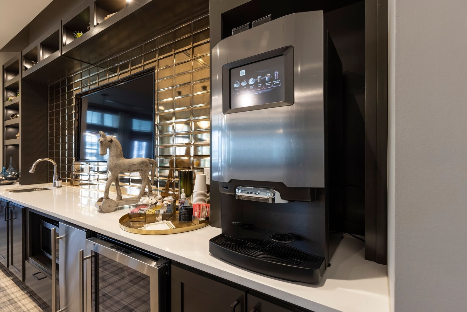 3237 Memorial Blvd, Murfreesboro, TN 37129 — kitchen view