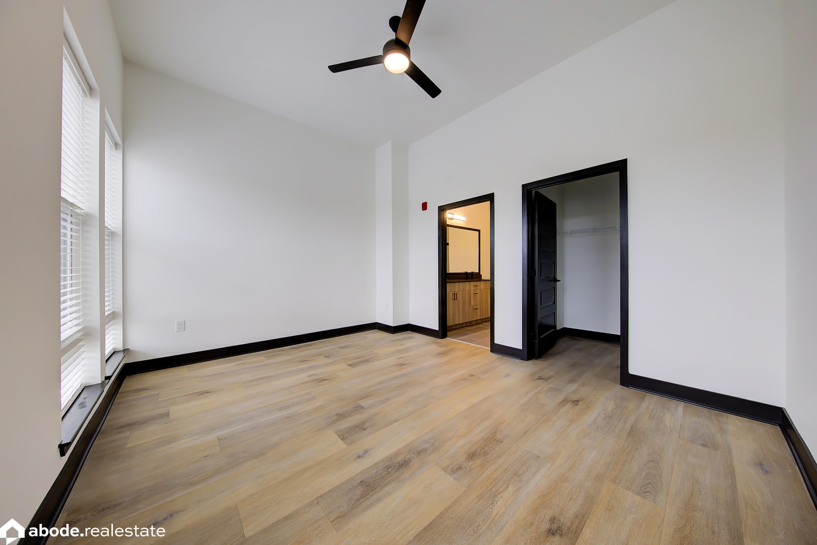 Abberly Riverwalk Apartment Homes photo 52