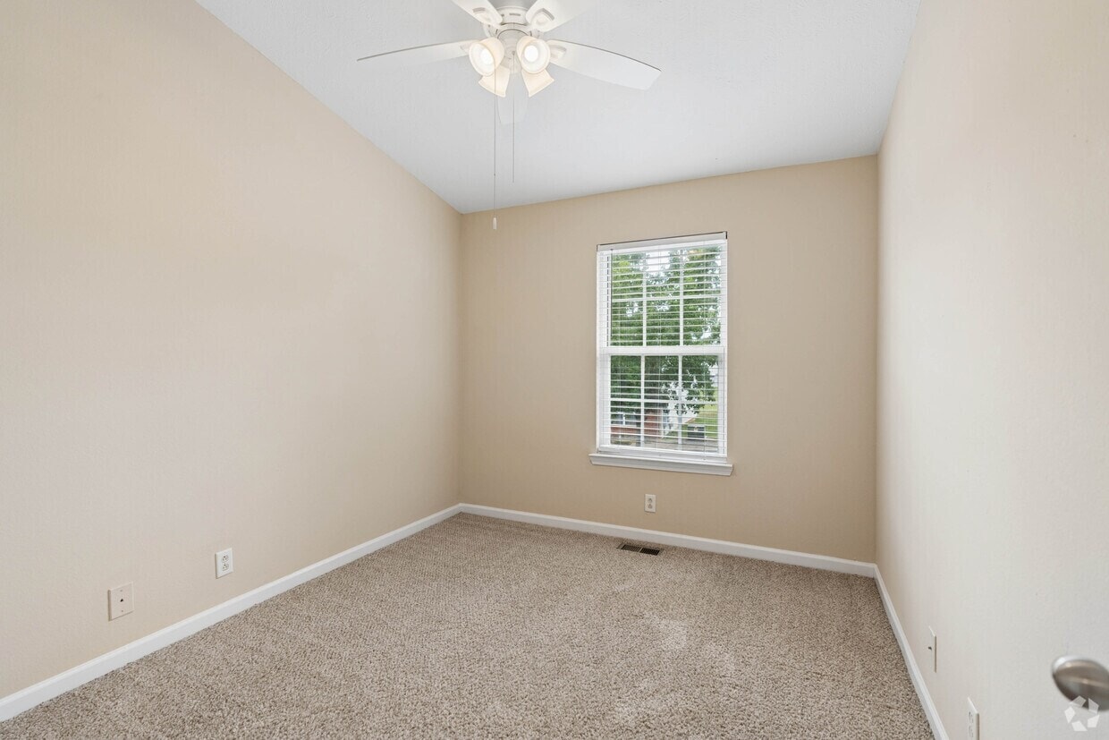 The Summit Townhomes photo 40