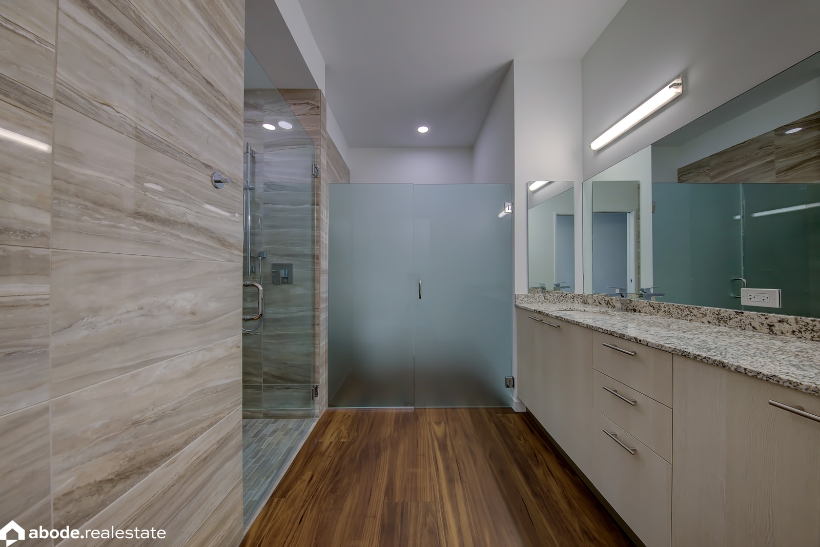 Optima Lakeview photo 126