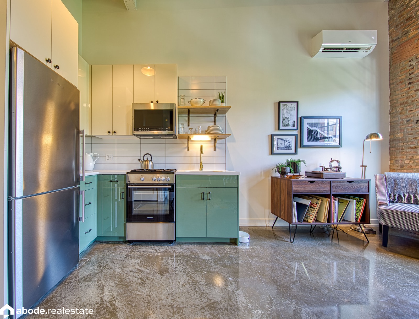 The Duncan photo 74
