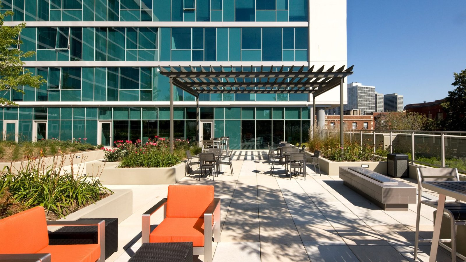 Halsted Flats photo 2