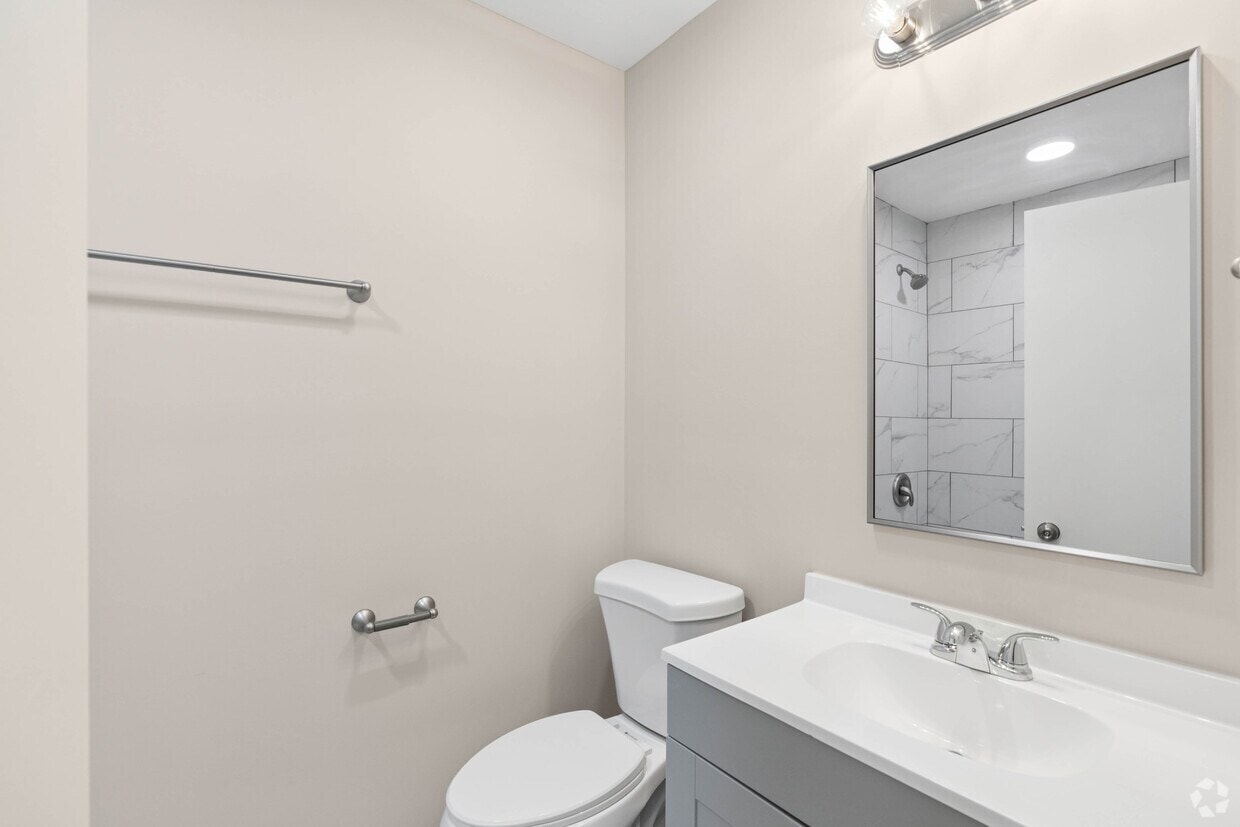 Lakeside Studio Apartments photo 13