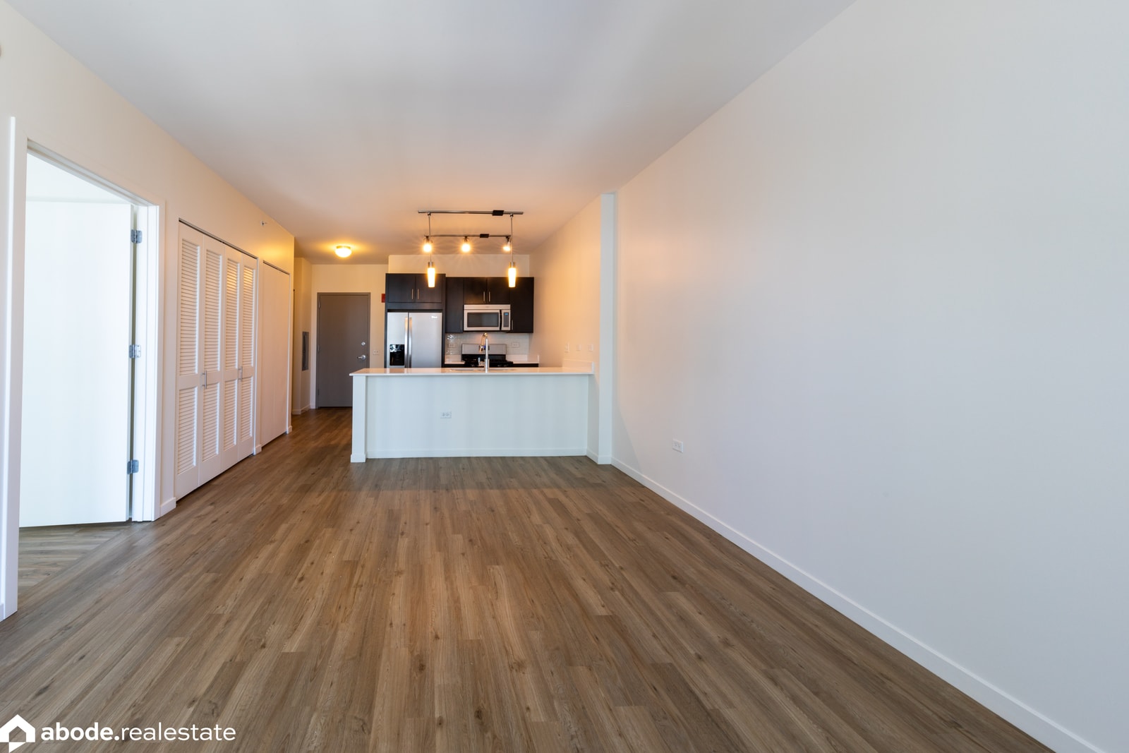 Halsted Flats photo 41