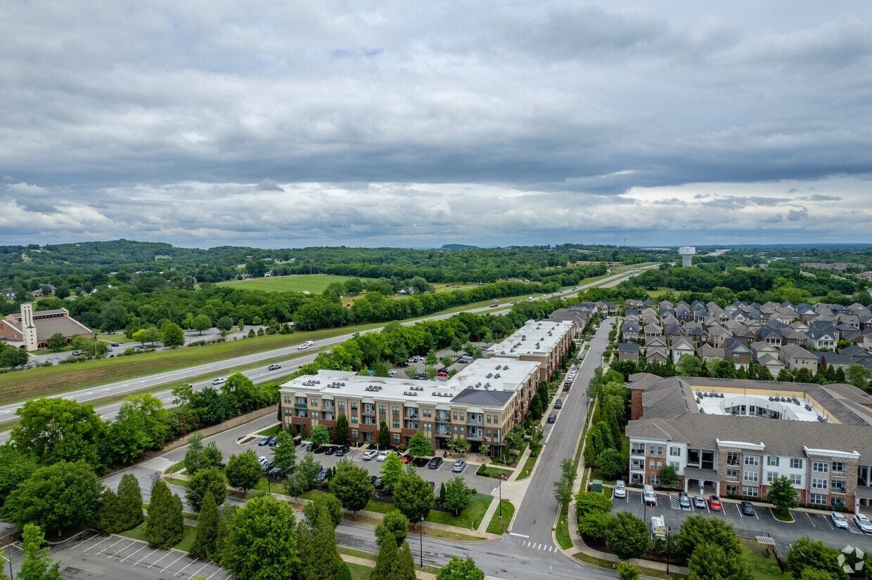 The Luxe at Indian Lake Village photo 33