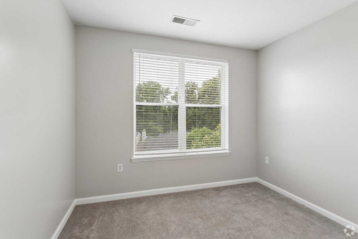 Hermitage Flats photo 18