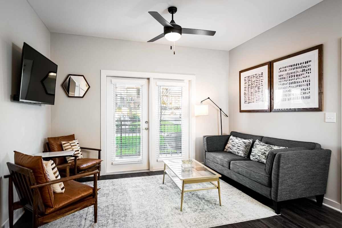 330 Pennington Centre Blvd, Nashville, TN 37214 — kitchen view