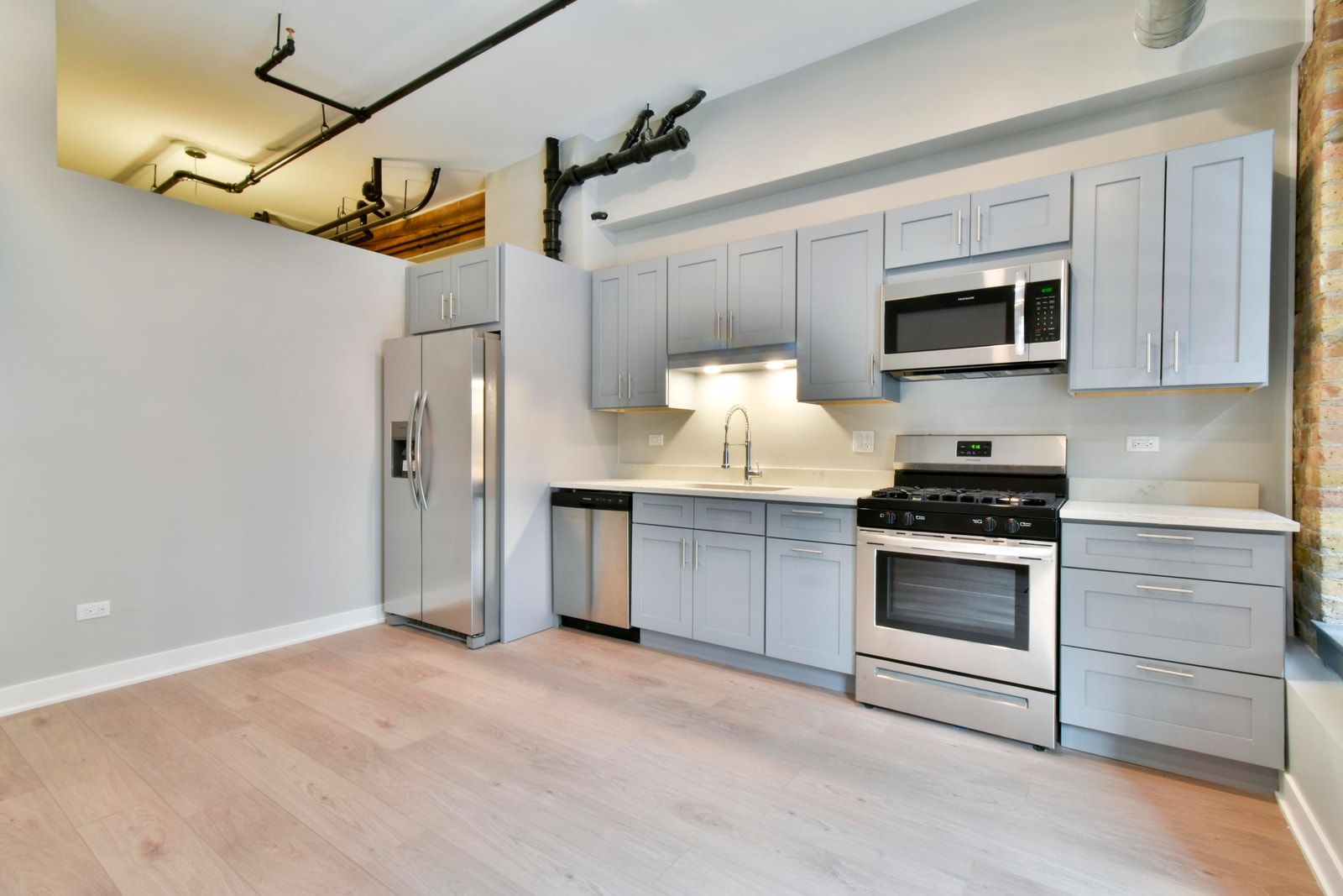 Hubbard Place photo 107