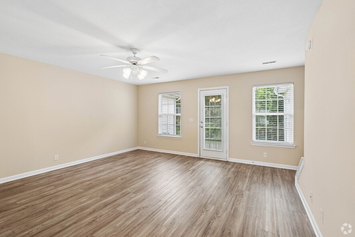 The Summit Townhomes photo 37