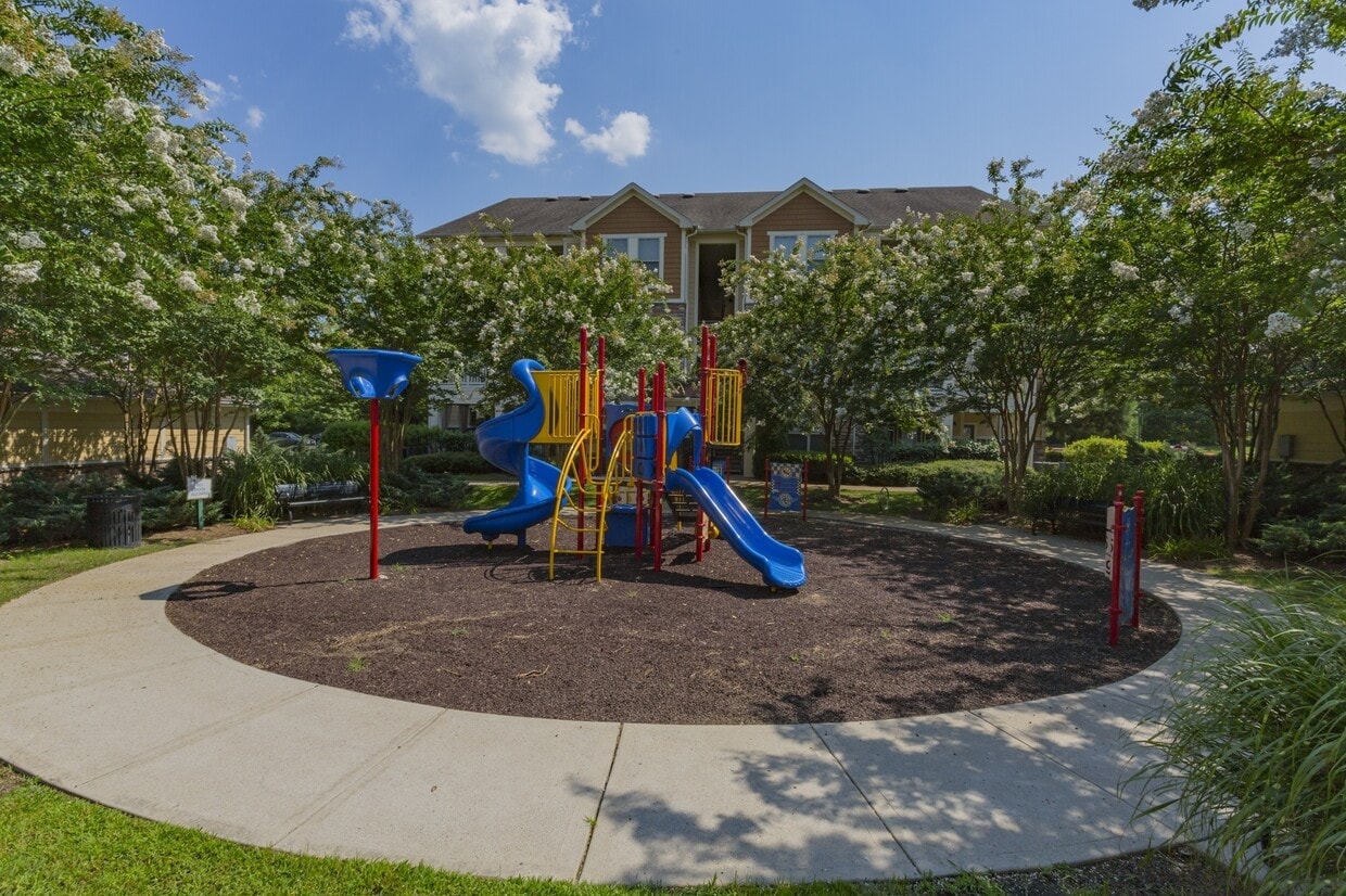 The Grove at Waterford Crossing photo 14