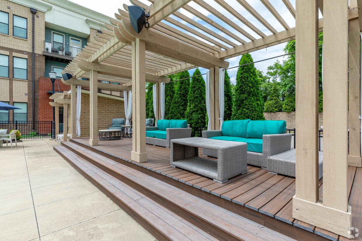 The Luxe at Indian Lake Village photo 26