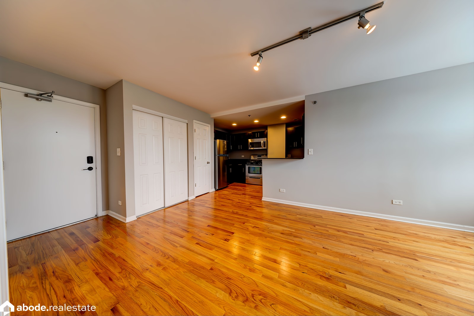 Uptown Regency photo 8