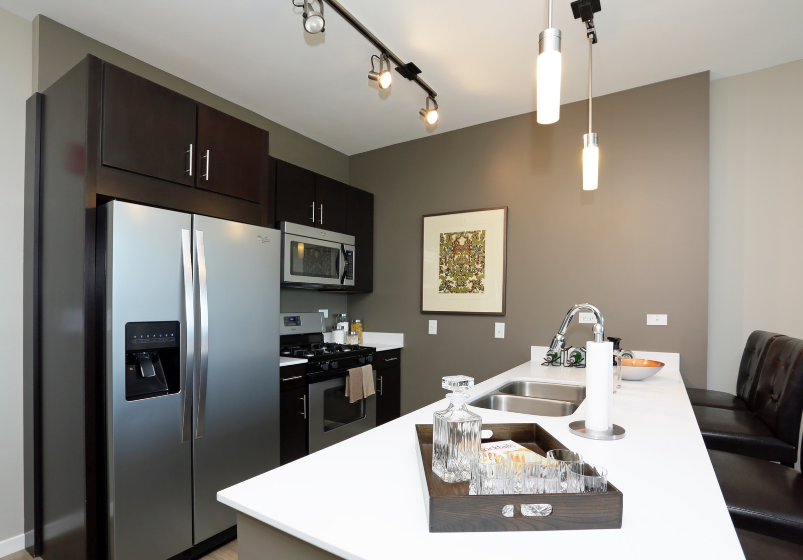 Halsted Flats photo 18