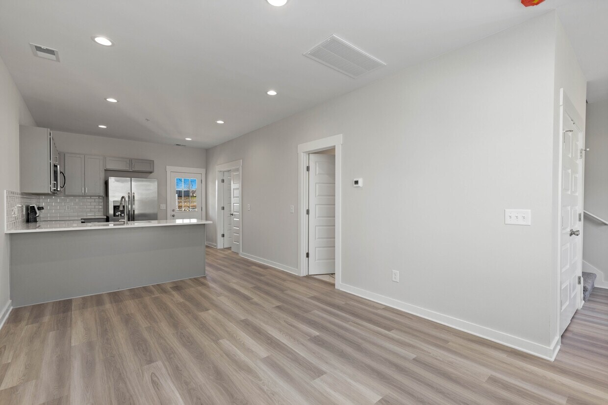 Stadium Townhomes photo 11