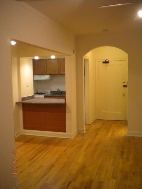 14 West Elm Apartments photo 28