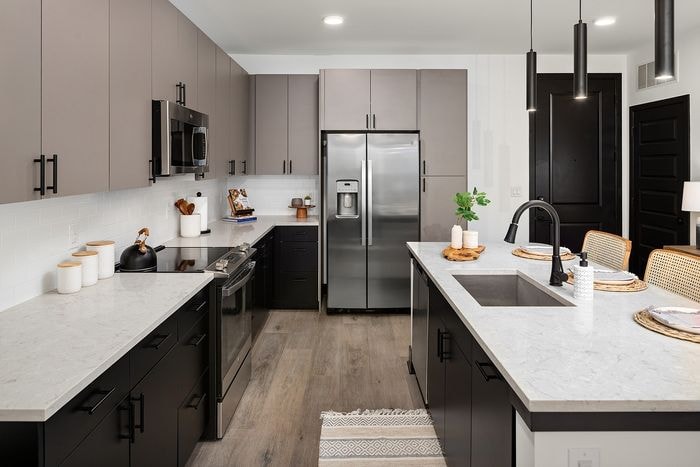Abberly Riverwalk Apartment Homes photo 3
