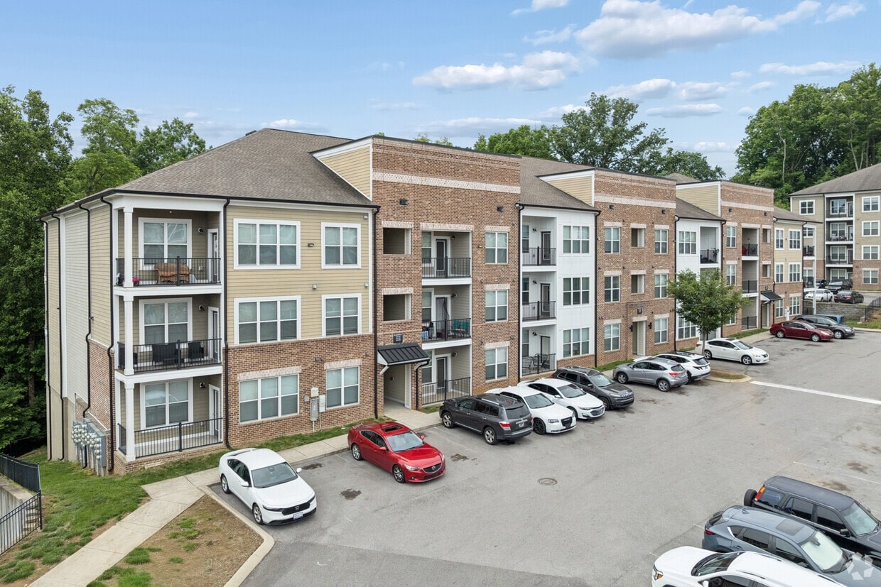 Hermitage Flats photo 24