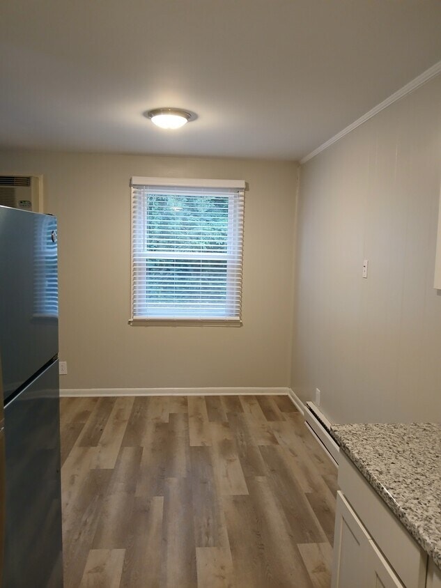 Franklin Manor Apartments photo 16