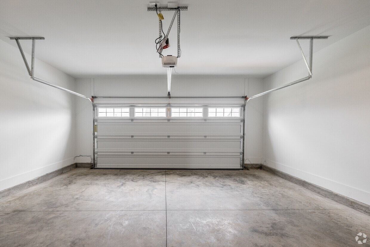 2762 Residences photo 25