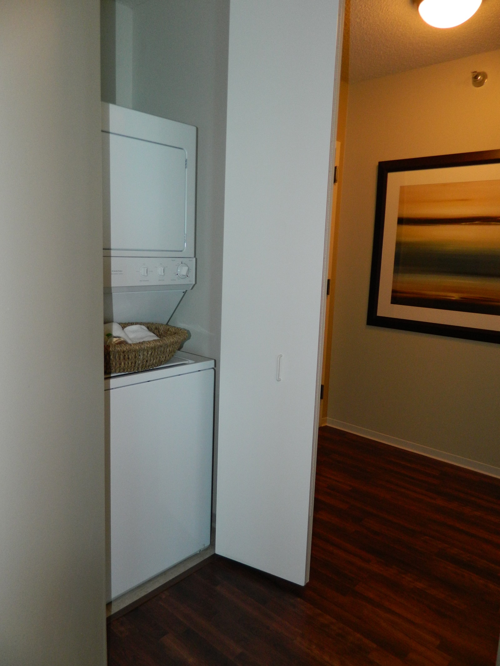 Atwater Apartments photo 9