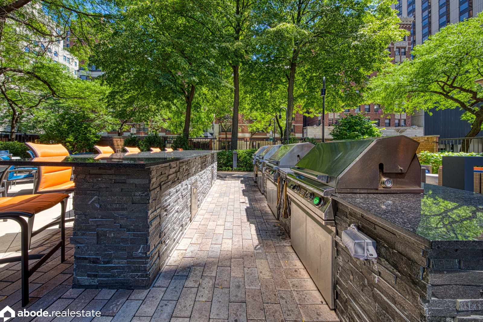 Elm Street Plaza photo 49