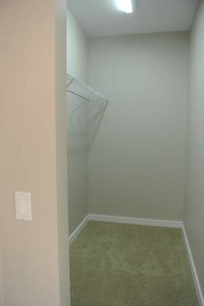 24 S Morgan Apartments photo 116