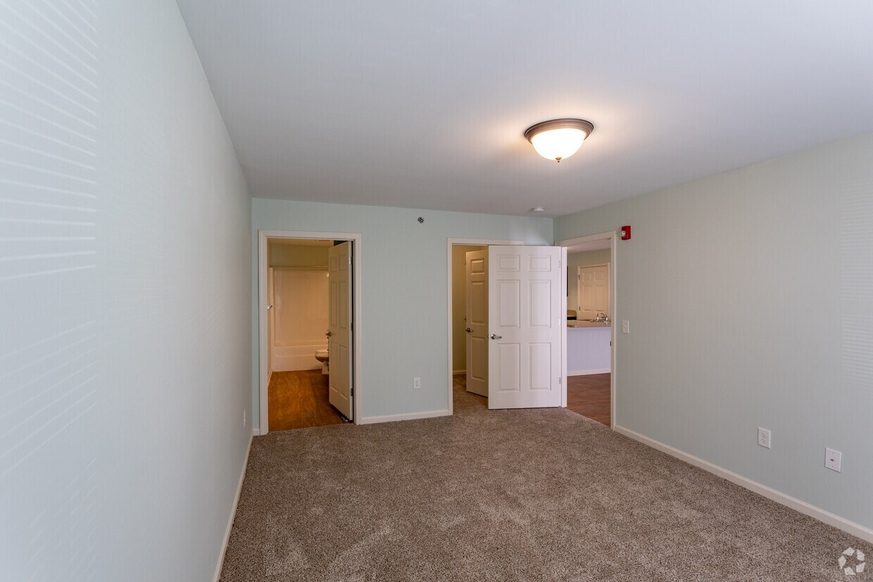 Sumner Gardens Apartments photo 29