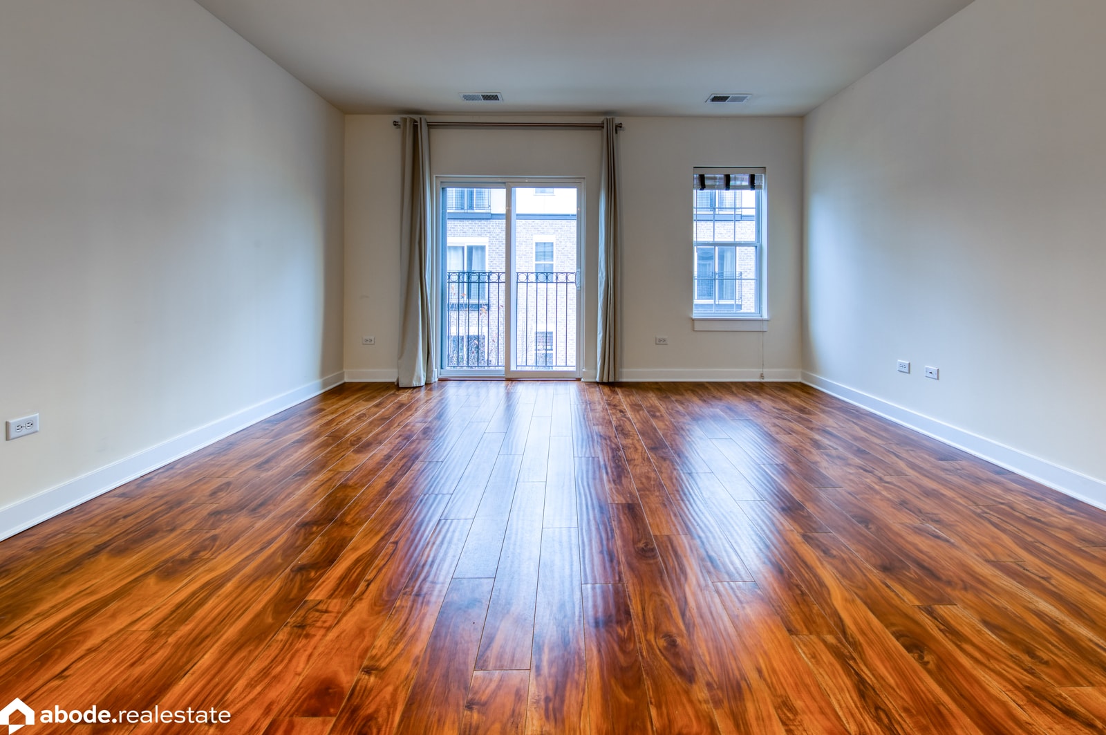 Ravenswood Terrace photo 5